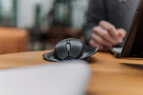 Bezdrátové připojení myš Bakker Elkuizen HandshoeMouse Shift Bluetooth BNEPS210RLW