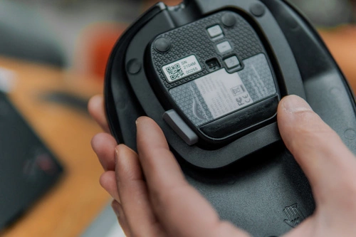 Bezdrátové připojení myš Bakker Elkuizen HandshoeMouse Shift Bluetooth BNEPS210RLW