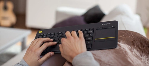 Klávesnice Bezdrátové připojení Logitech K400 Plus Tv QWERTZ